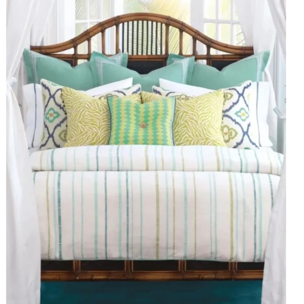 Like new BARCLAY BUTERA LIFESTYLE luxury 100% cotton duvet cover